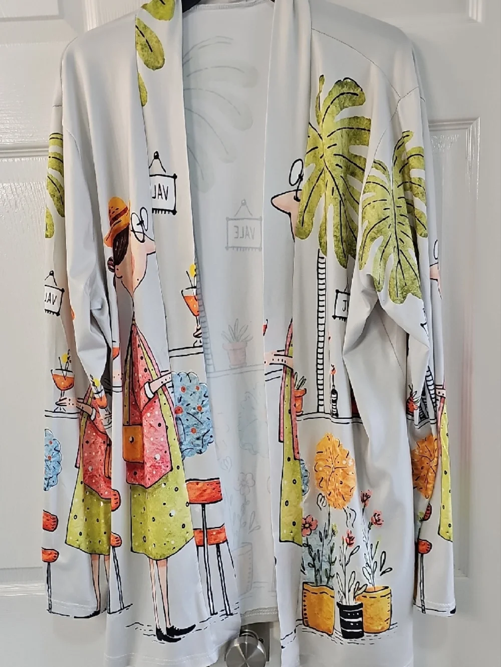 NWT XL Women’s Cream Graphic "Tropical Cafe" Cardigan Whimsical Vibrant Light - Picture 7 of 15